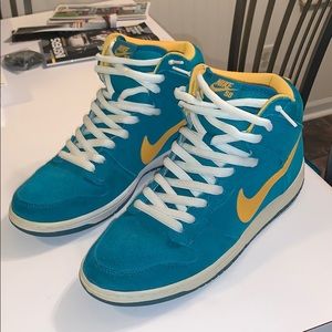 Nike sb dunk high “Tropical”